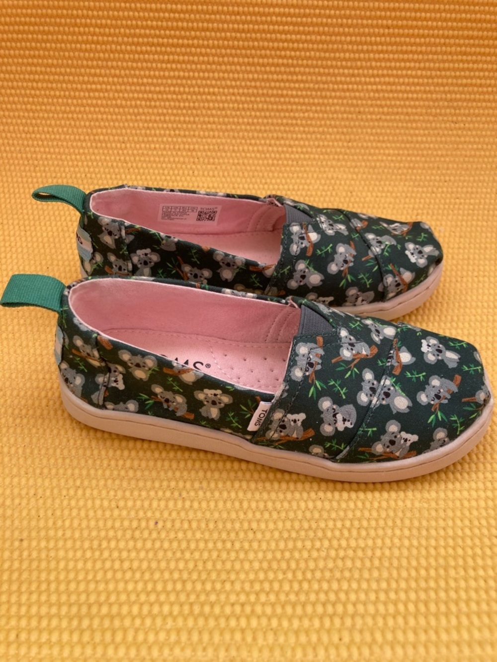 Toms Tiny Alpargata Forest Green Koala Print shoes size 12 kids